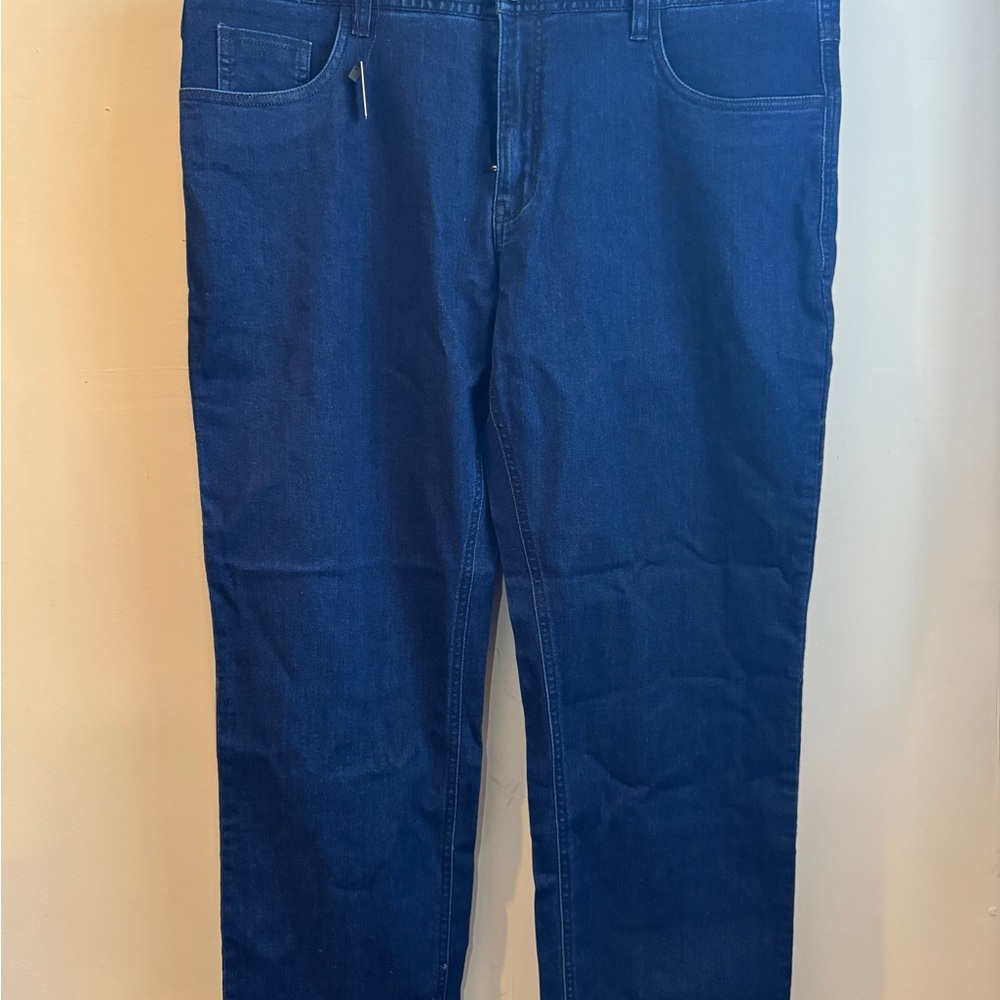 Blue Straight-Leg Jeans with Classic Design